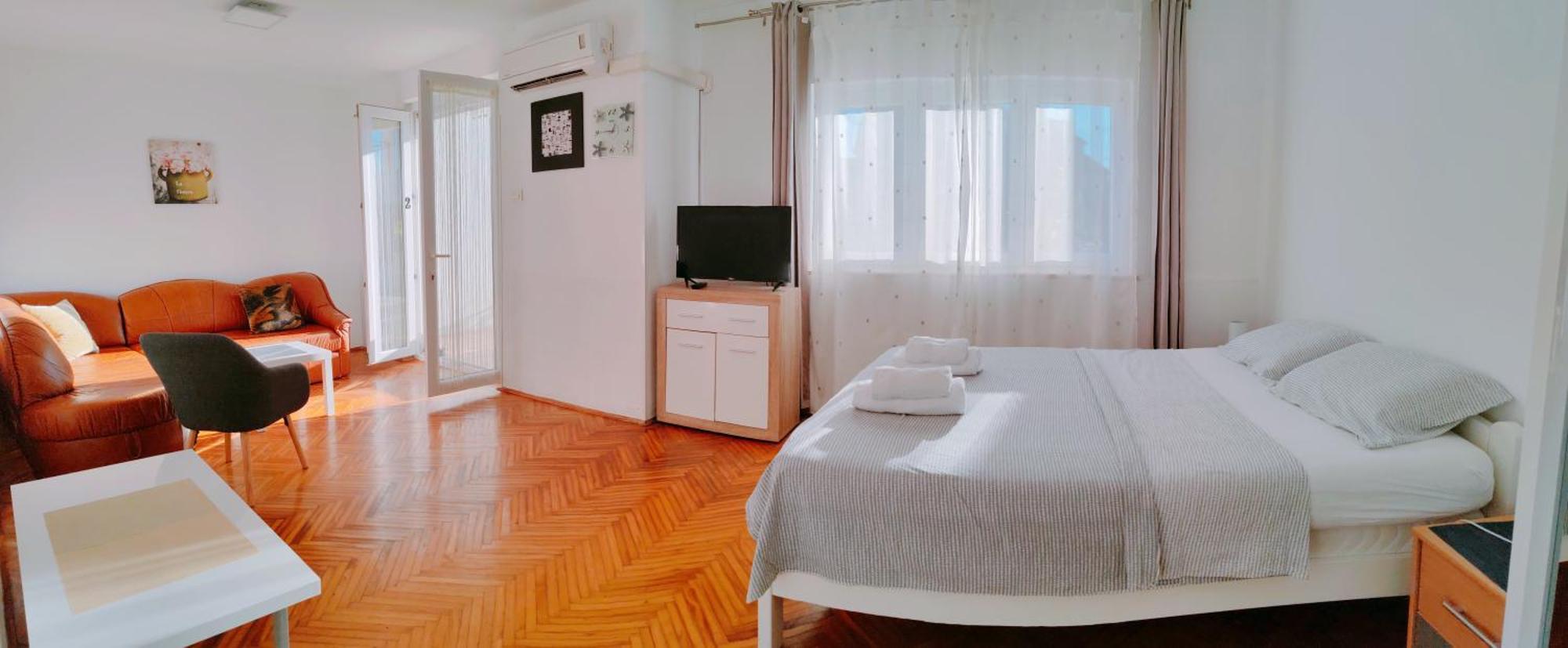 Apartmani Bojana 罗维尼 外观 照片