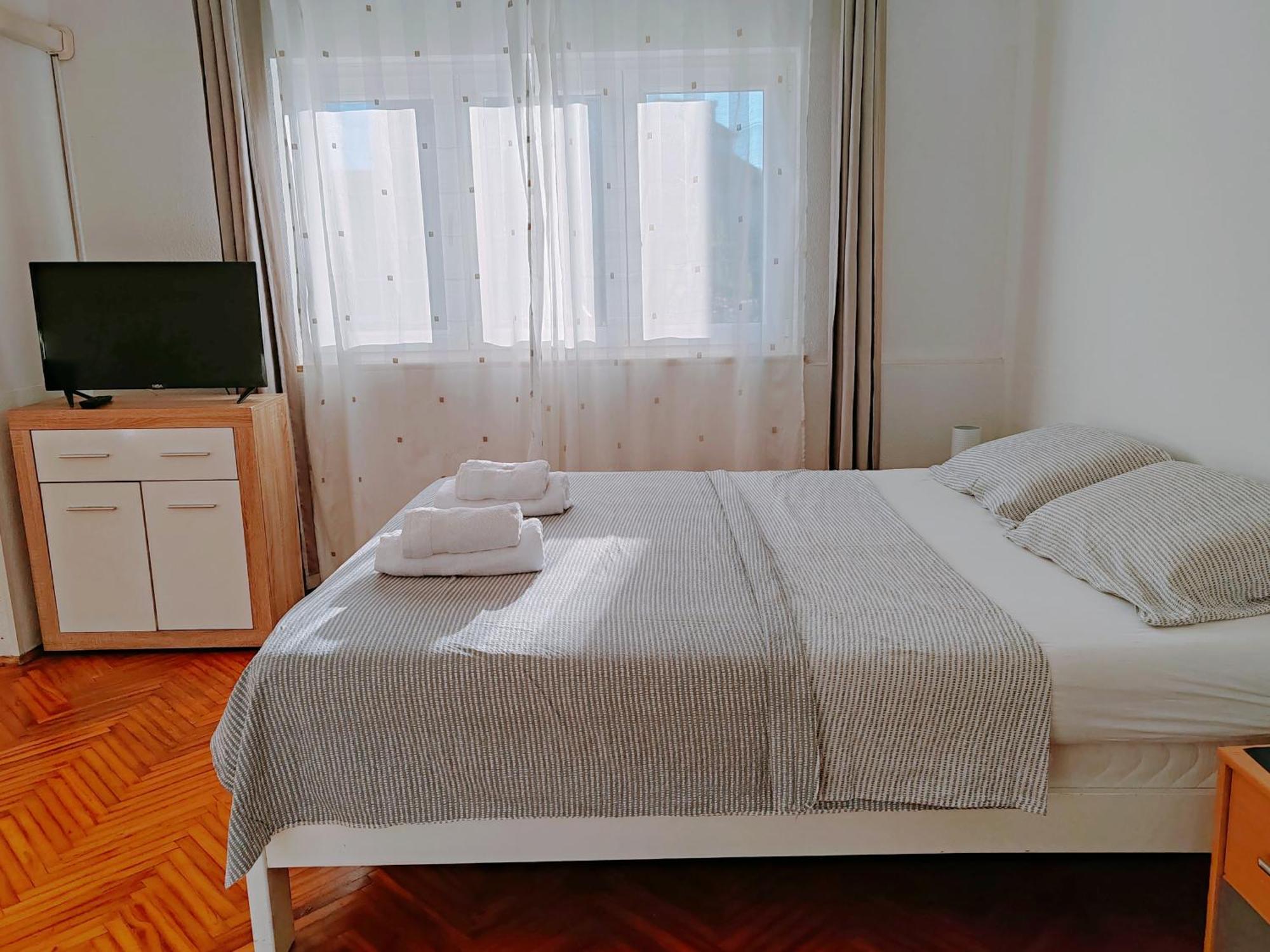 Apartmani Bojana 罗维尼 外观 照片